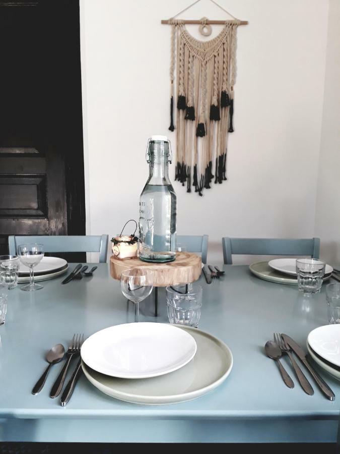 Gite Aux Lauriers Lacroix-sur-Meuse Ngoại thất bức ảnh